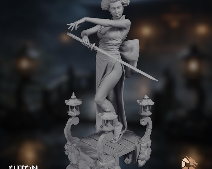 Female Samurai Resin Model Kit | 1:10 Scale Unpainted Display Figure | Painter's Kit | Kuton Sculpts
