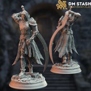 Dark Elf Fighter Miniature: Resin Drow Champion with Curved Sword