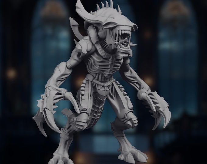 Alien Predator Mini | Large Horror Monster Miniature | Space Horror Campaign | By Eskice Miniatures