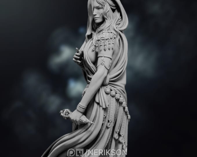 Mystic Priestess Fantasy Model Kit | Hooded Elven Oracle Figurine (75mm/140mm) | By Nerikson