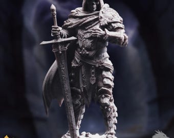 Skeleton King Mini | Undead Paladin Miniature | Crowned Warlord with Greatsword Boss NPC | DM Stash
