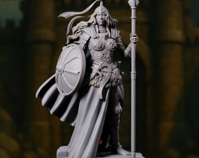 Female Battle Master Fighter Miniature: Crown Oath Paladin in Full Armor