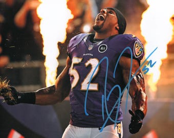 Signed Ray Lewis 8 x 10 Photo Baltimore Ravens