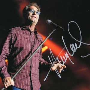 Signed Huey Lewis 8 x 10 Photo