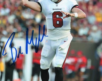 Signed Baker Mayfield 8 x 10 Photo Tampa Bay Buccaneers Very Nice