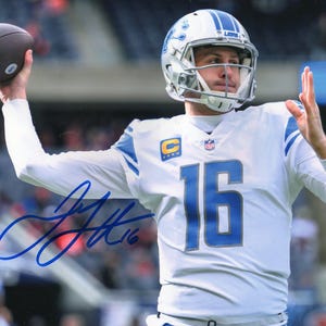Signed Jared Goff 8 x 10 Photo Detroit Lions