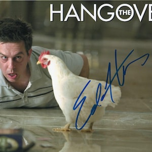 Signed Ed Helms 8 x 10 Photo The Hangover