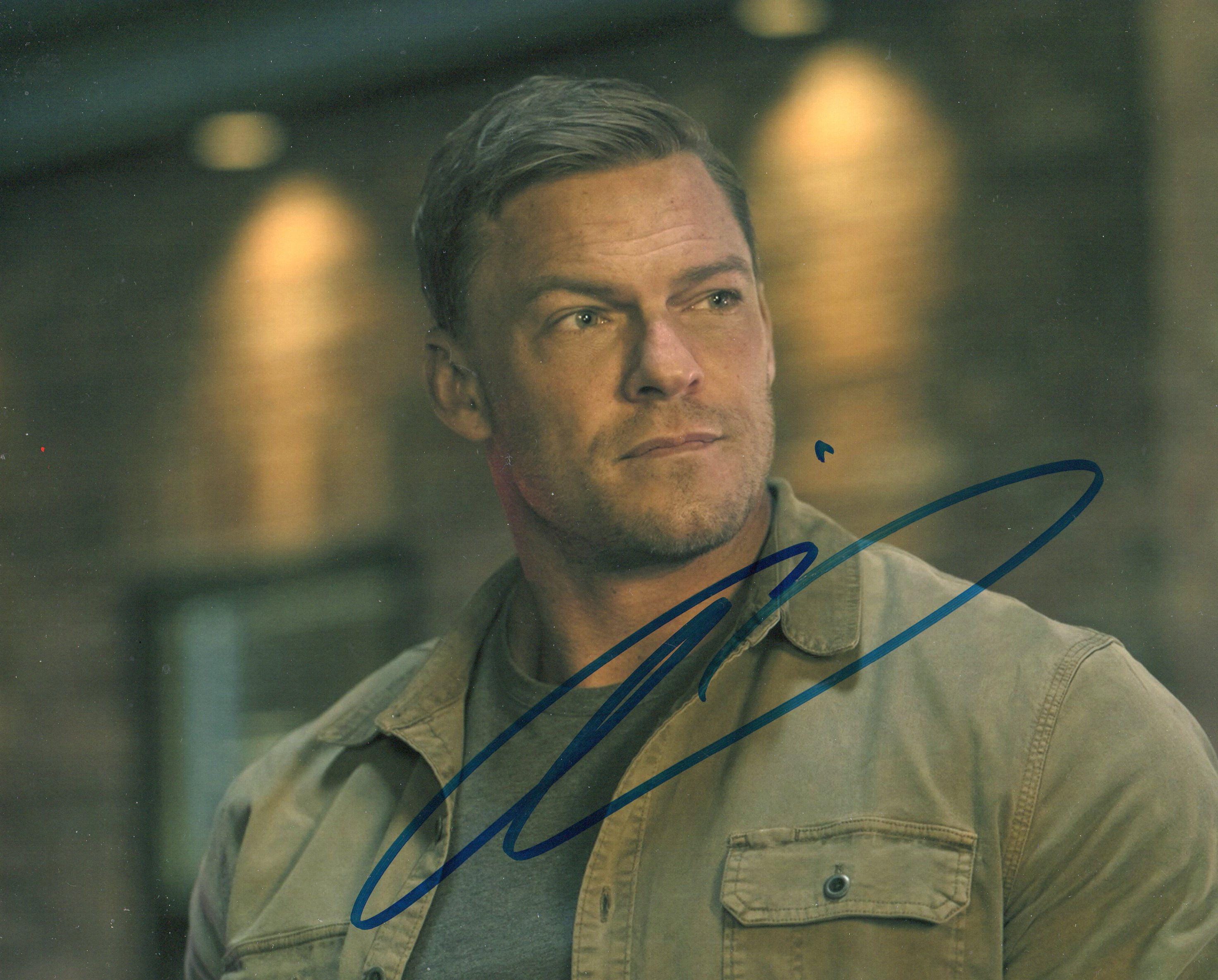 Signed Alan Ritchson 8 X 10 Photo Very Nice - Etsy