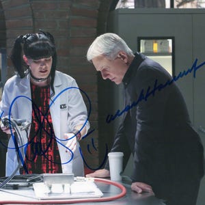 Signed Mark Harmon & Pauley Perrette 8 x 10 Photo NCIS Nice