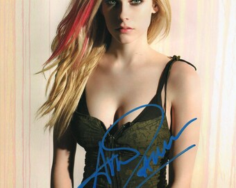 Avril Lavigne - Etsy