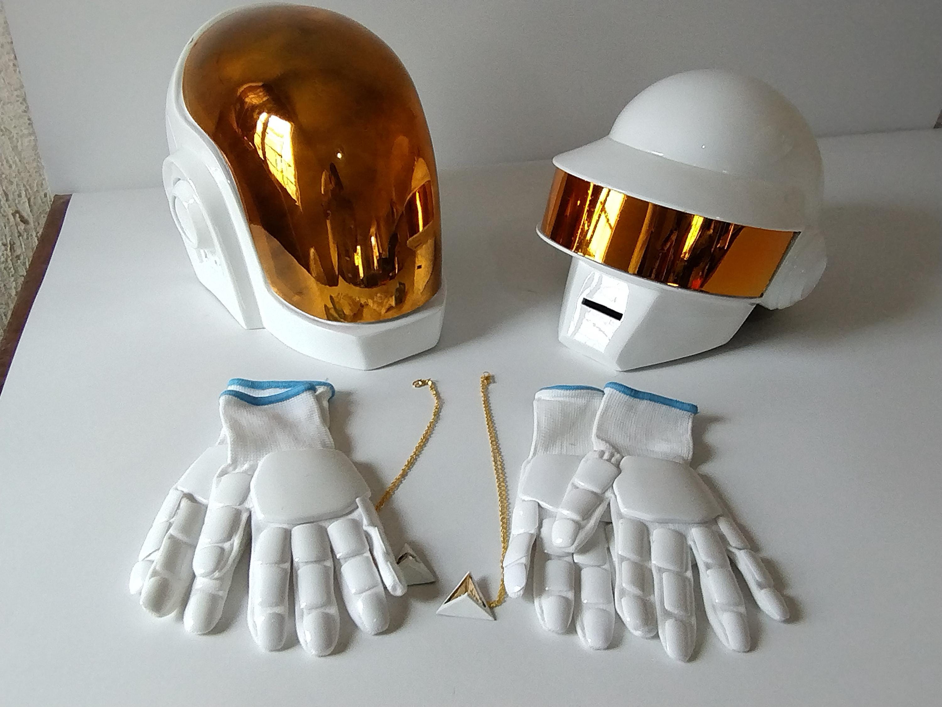 Daft punk helmet replica - Etsy 日本