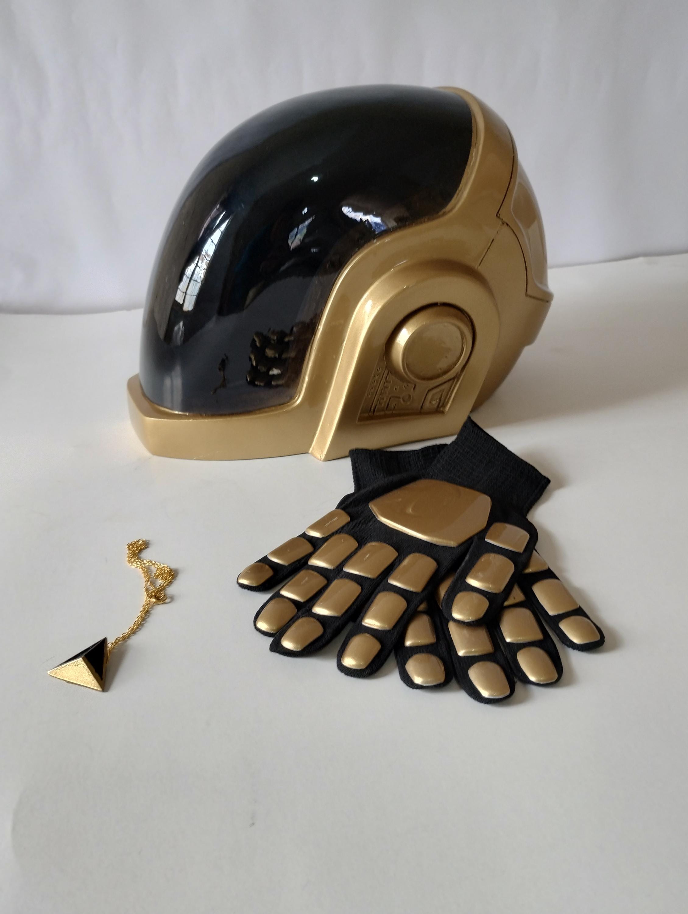 Daft punk helmet replica - Etsy 日本