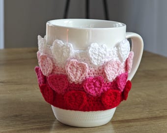 Tasse Sweetheart, Kuscheltier, Häkelmuster: Bunte Herzen