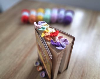 Crochet Pinwheel Bookmark Pattern