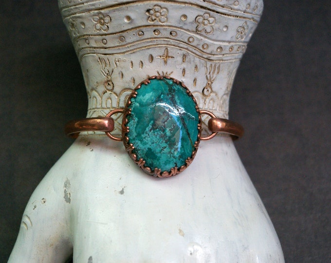 Retro Turquoise Copper Cuff, Petite Size Half-round Band, Tension Clasp