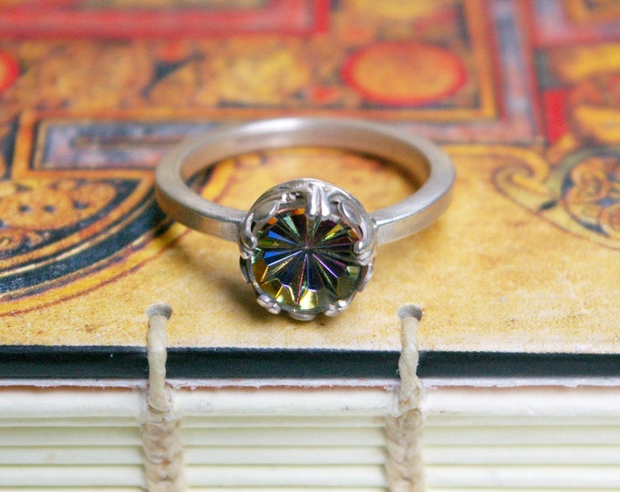 Vintage Glass Solitaire Ring, Starburst Pinwheel, Recycled Sterling Silver, Size 9 1/2