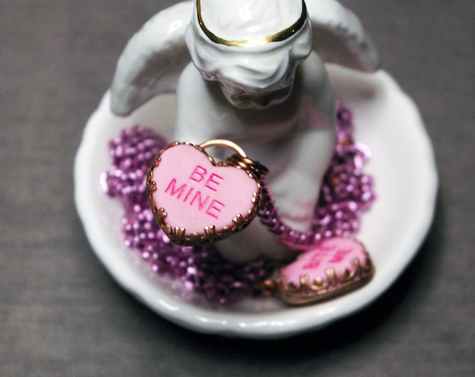 Retro Candy Heart Necklace, Nostalgic Jewelry, 80s and 90s, Pink Aluminum Chain