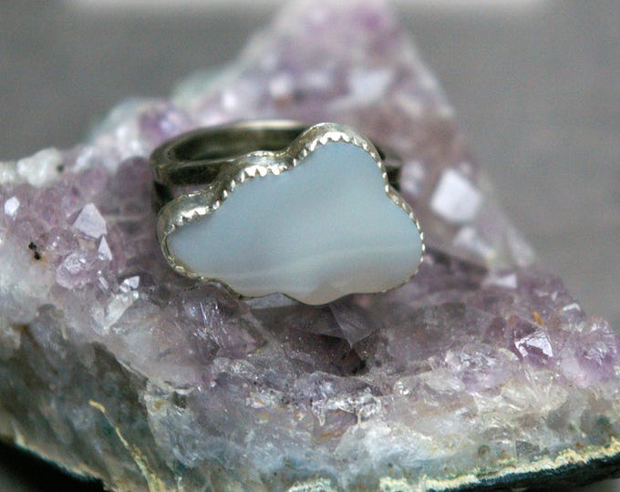 Agate Cloud Ring, Sterling Silver Setting, Hammered Double Band, Size 7 1/2
