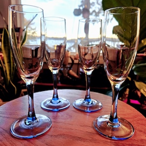 Set of 4 Vintage Blue Luminarc French Champagne Flutes