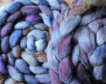Kosmic Blue 4 oz Dorset Roving / Wool for spinning yarn, wet or needle felting & weaving