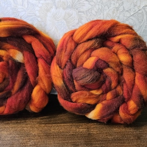 Scary Spice 4oz Merino nylon acrylic blend soft  24 micron Superwash Roving Top for spinning Yarn