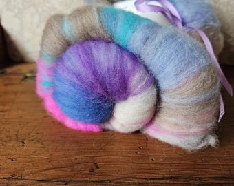 Hand Dyed 19 Micron Merino Wool Batt, Spinning Fiber (2oz)