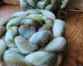 Tincture 4 oz BFL Wool Roving, hand dyed fine spinning fiber