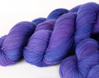 TONAL: ULTRAVIOLET 463 yards on 'Posh' Sock Yarn/ 4 ply merino, kettle dyed tonal yarn