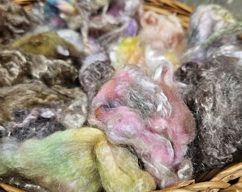 Fairy Dust 2oz Peridot & Rose Gold merino/bamboo Wool for spinning yarn and felting