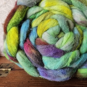 Mermaid Hair 4 oz Merino nylon acrylic blend soft  24 micron Superwash Roving Top for spinning Yarn