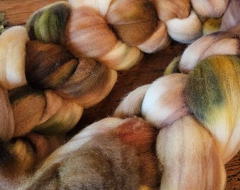 Wood Duck 3.9 oz Wool 23 Micron superwash Merino Roving, hand dyed spinning fiber