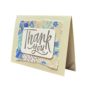Biglietto di ringraziamento fatto a mano - Con carta fatta a mano, carta timbrata, carta strappata e messaggio timbrato. Biglietto di ringraziamento.