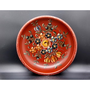 Vintage norwegische Handmalerei Volkskunst Rosemaling Holzteller Künstler signiert 24 cm