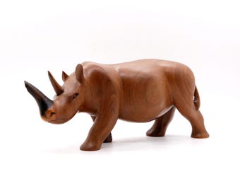 Hand Carved Wooden Rhinoceros Rhino Solid One Piece 9"