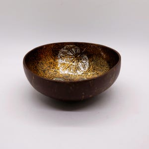 Handmade Half Coconut Shell Elephant Lacquer  Bowl 5.5"