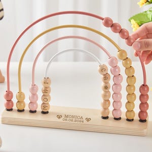 Spersonalizowany Abakus dla dzieci Drewniany Abakus Tęczowy, Prezenty na Baby Shower, Prezenty urodzinowe dla dzieci w wieku 1-3 lat, Drewniana dekoracja pokoju dziecięcego, Zabawki dla dzieci Imię Abakus