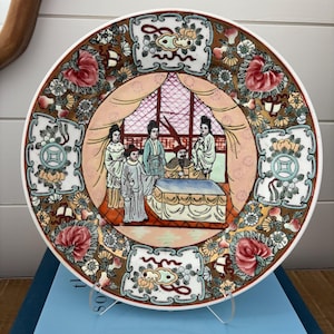 Nicht markierter chinesischer Famille Rose-Teller - um 1910er bis 1930er Jahre handbemaltes 10-Zoll-Porzellan-Wanddekor - Orientalische Kunst der Republik Periode