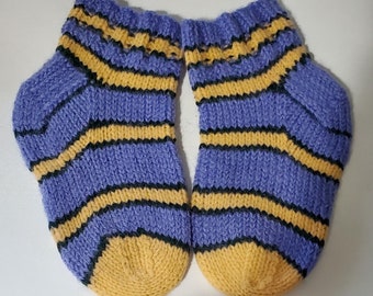 Handknit Wool Slippers - Womens 7" foot