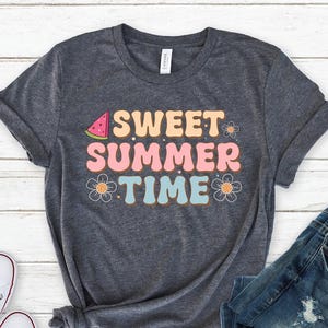 Süßes Sommerzeit-Shirt für Frauen, Retro Sommer Wassermelone T-Shirt, süßes Blumen Sommer Grafik T-Shirt, Urlaub Strand Boho Shirt, Wassermelone Top