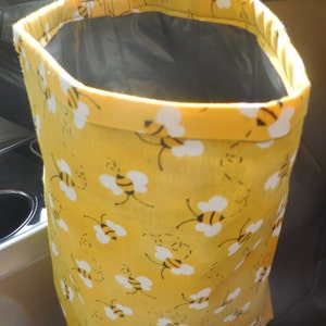 Bees on Yellow Vinyl-lined Classy Car Trash Bag / Item # CL551