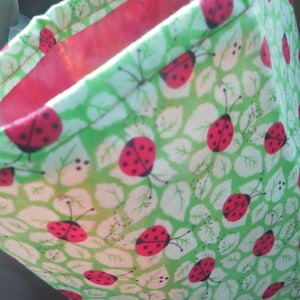 Ladybugs on Light Green Vinyl-lined Classy Car Trash Bag / Item # CL557