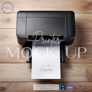 Impressora preta Close Up Mockup Rústico Madeira Minimalista Impressora Impressão 8,5x11" Papel Mock Up Photoshop Objeto Inteligente Canva impressora mockup