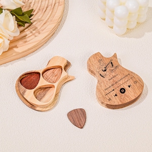 Custom Wooden Guitar Picks Box,Personalized Guitar Pick Holder Storage,Wood Guitar Plectrum Organizer Case,Music Gift for Guitarist Musician