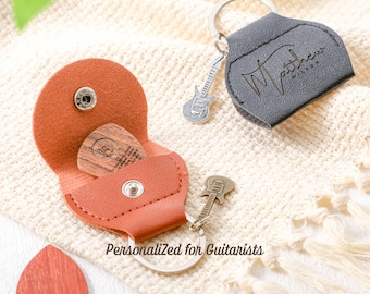 Guitar Pick Holder Keychain, Engraved PU Leather Pick Case, Personalized Gift for Guitarist