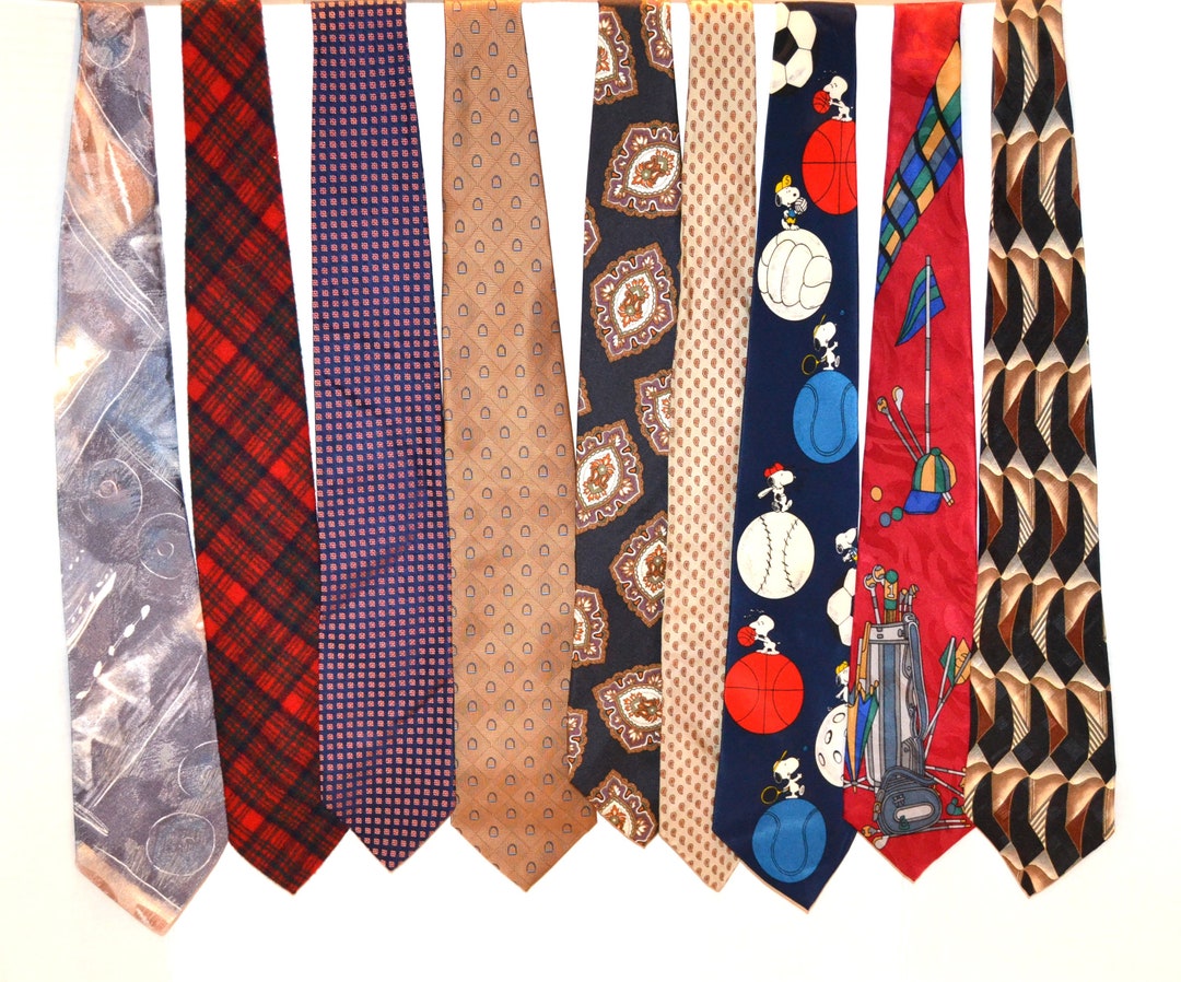 Vintage Men's Ties Collection of Nine Pendleton Sports Snoopy Brooks