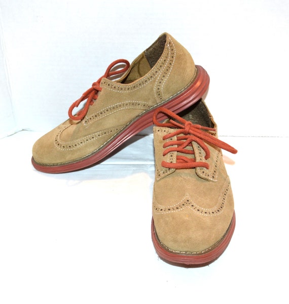Suede bucks shoes deals