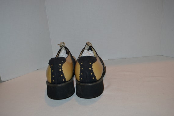 Vintage Saddle Shoe 50s Era Unisex Vintage Saddle Shoe 50 main image 3