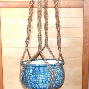 1970&#39;s Ceramic Pot with Macrame Plant Holder