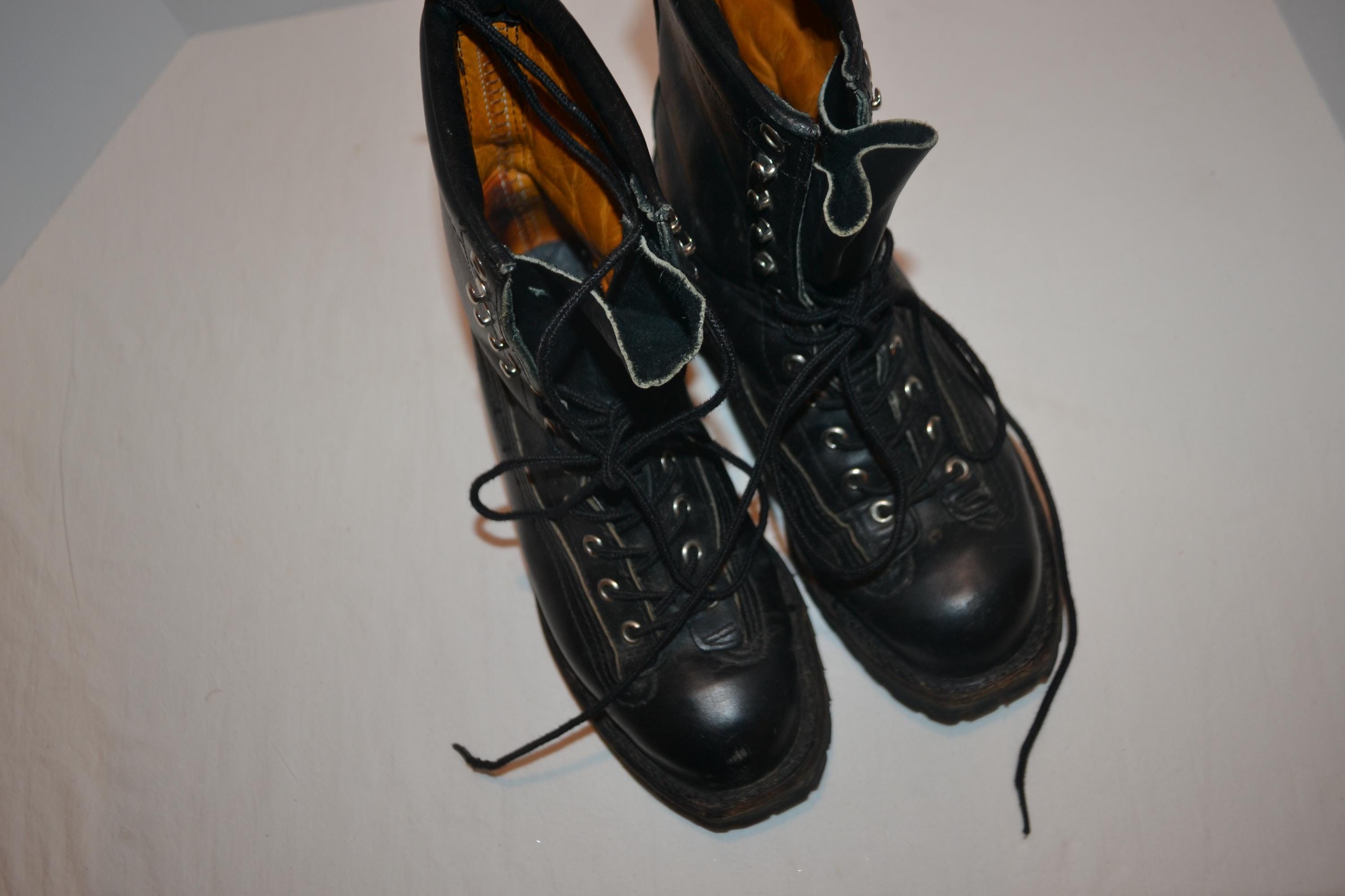 Vintage Military Boots Mountain Hunt Danner the Finest  display picture 2