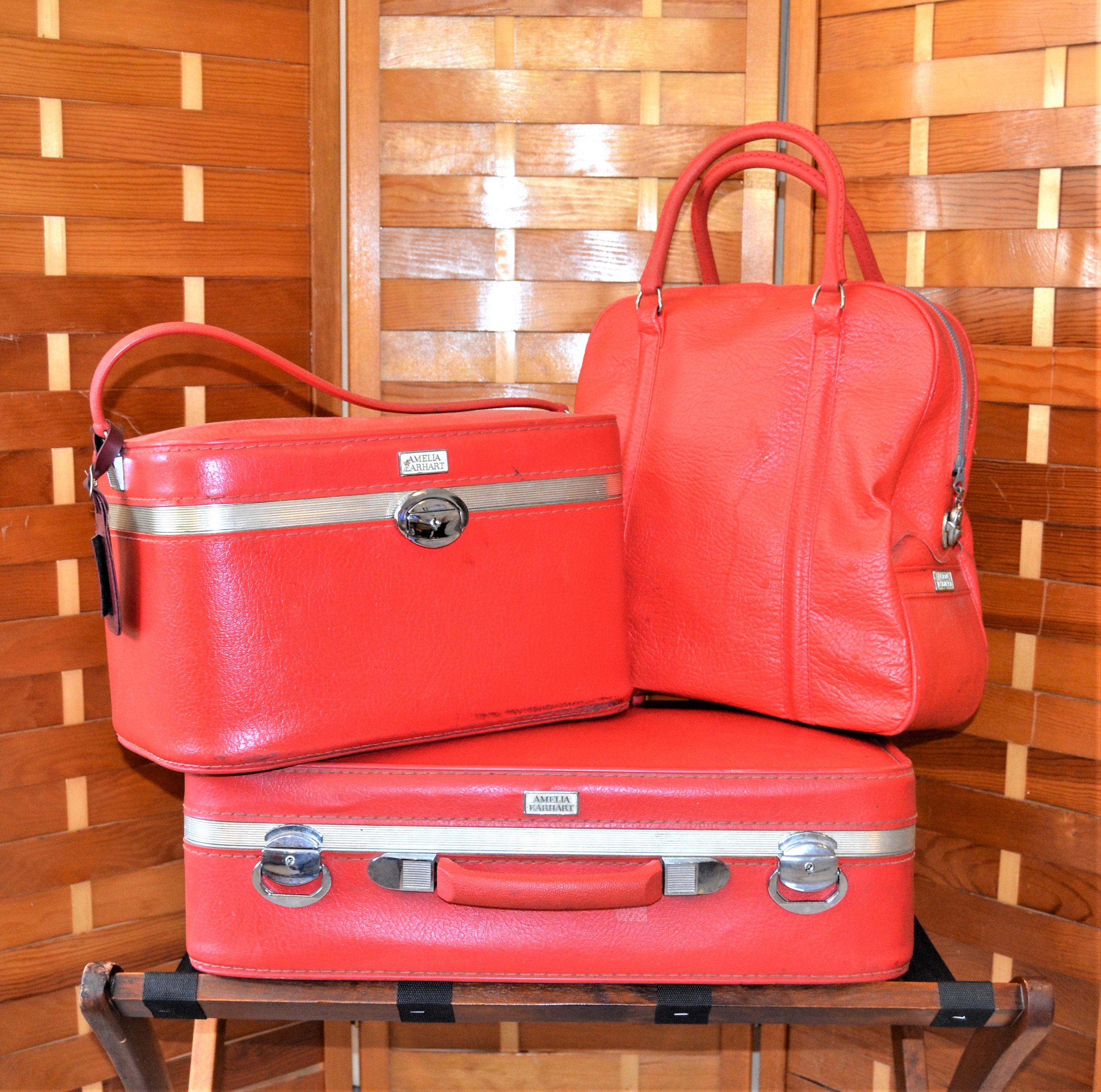 Vintage Red Amelia Earhart Carry-on Travel Bag 